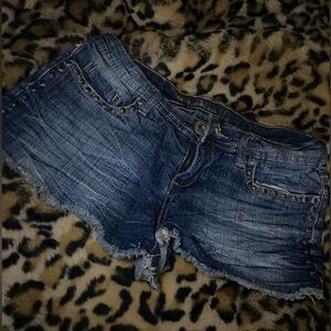 Low waist booty shorts